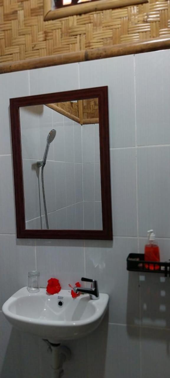 Pondok Sapta Sallaca Selat Екстер'єр фото